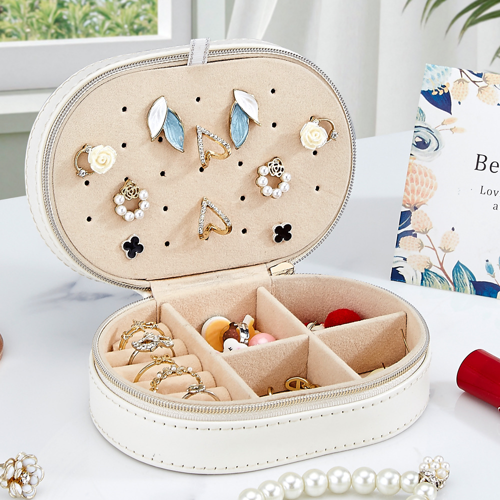 Portable Oval Jewelry Storage  - Travel Accessories Bd ulasan dan harga